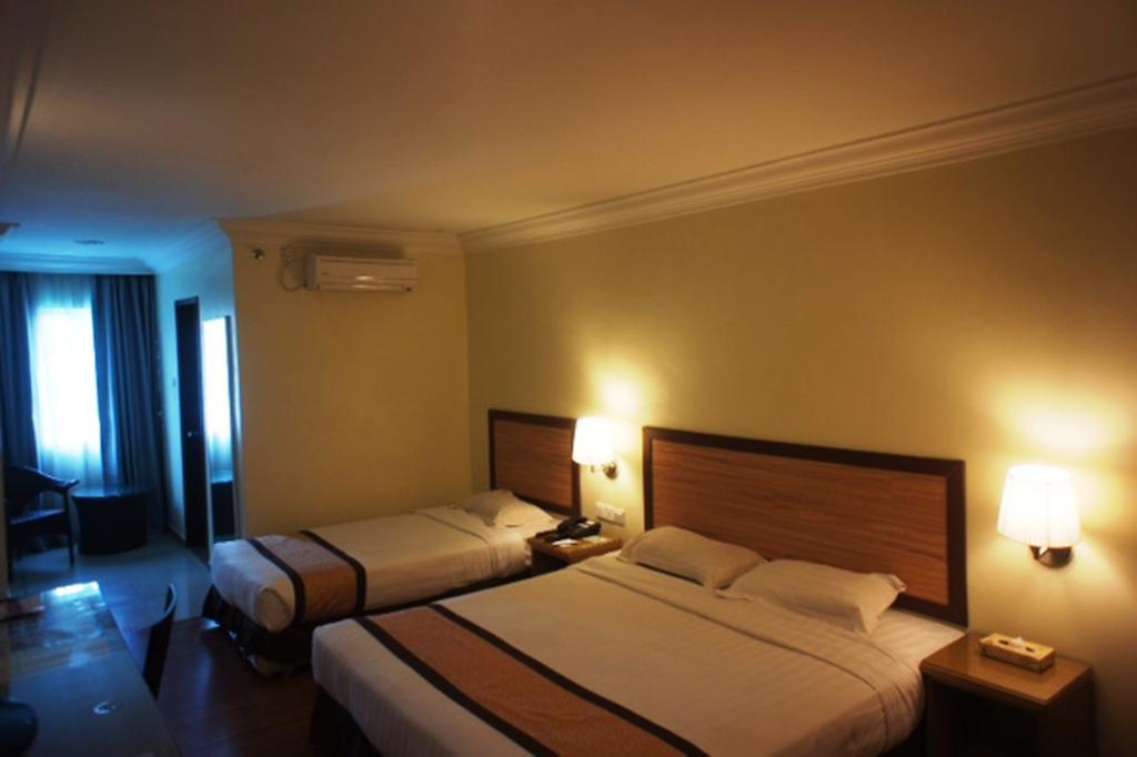 Tyng Garden Hotel Сандакан Номер фото